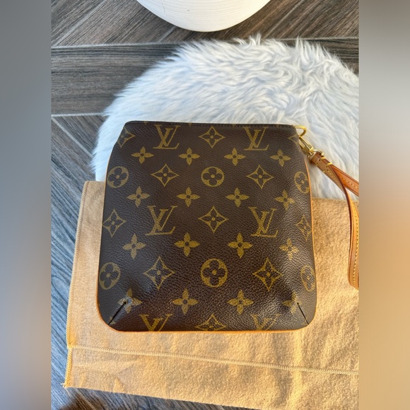 Louis Vuitton Monogram Partition Clutch/Wrislet Bag - Picture 16 of 16